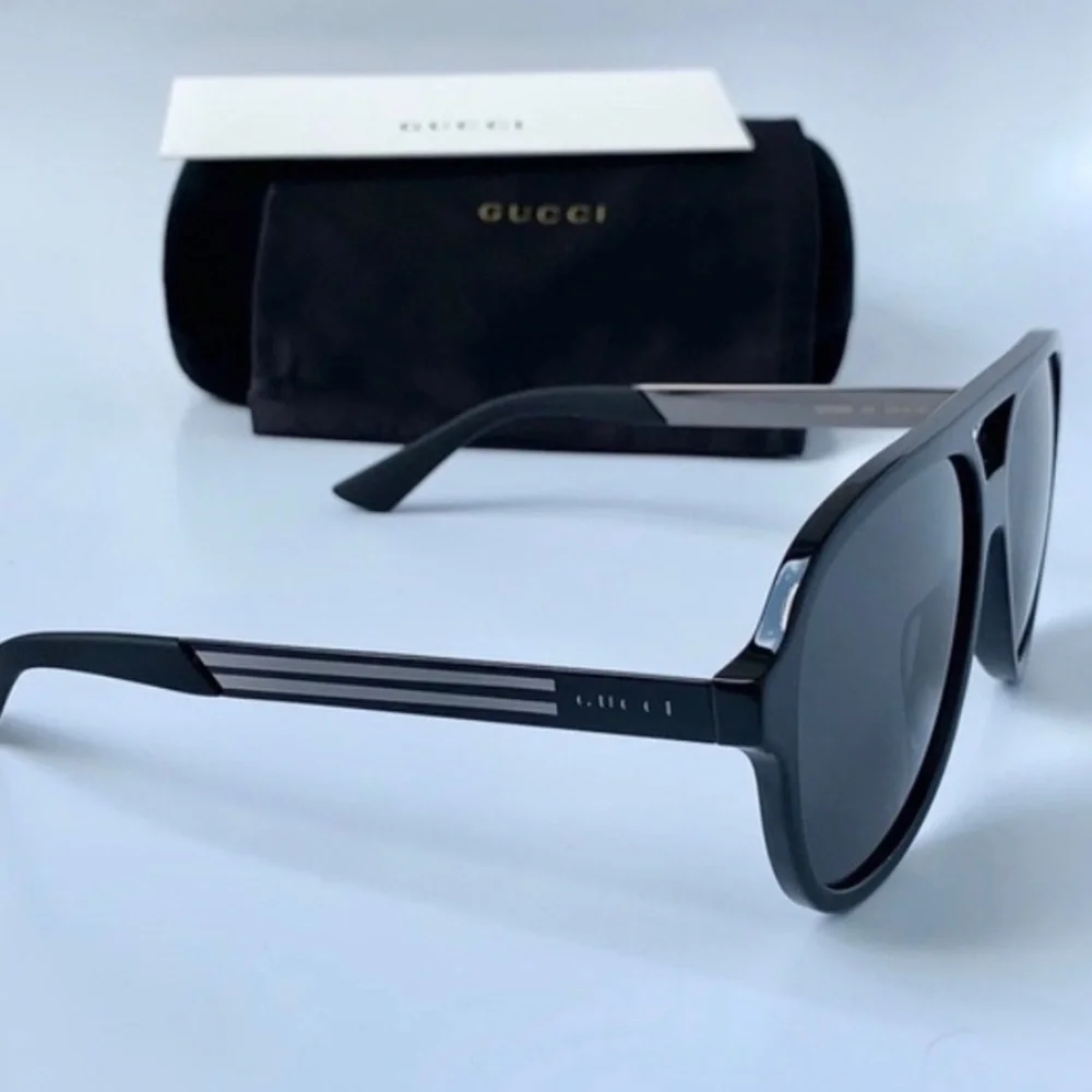 Gucci Men’s Sunglasses GG0688S 001 Black/ Gray